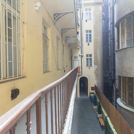 Appartement Cosy For 6 Next To The Main Train Station By Easybnb *